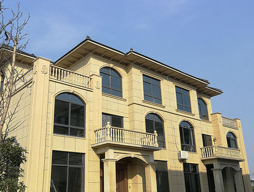 仿石漆仿石層抗水性良好，穩(wěn)定著色，不發(fā)白，無(wú)色差